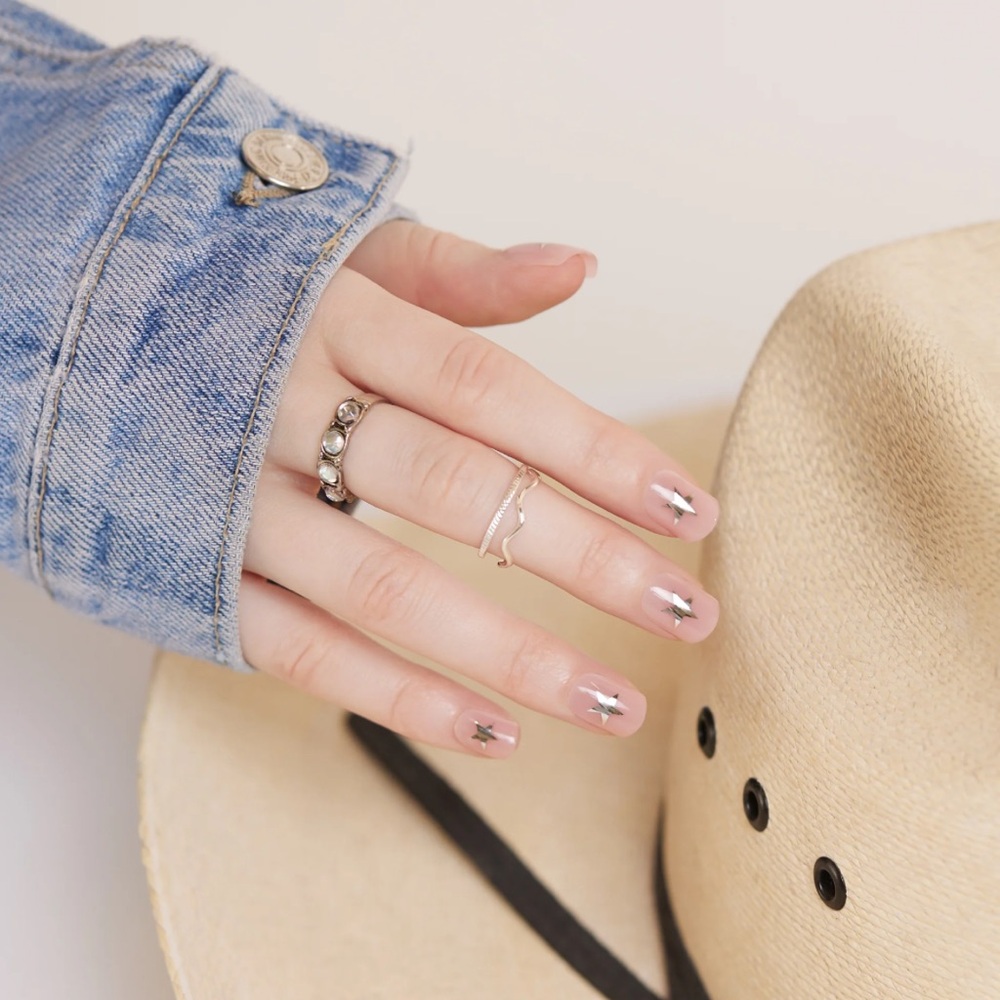 ⭐️NEW Red Aspen Nail Dashes
